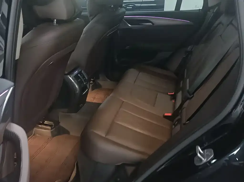 BMW iX3 2024 из CN, фото 4