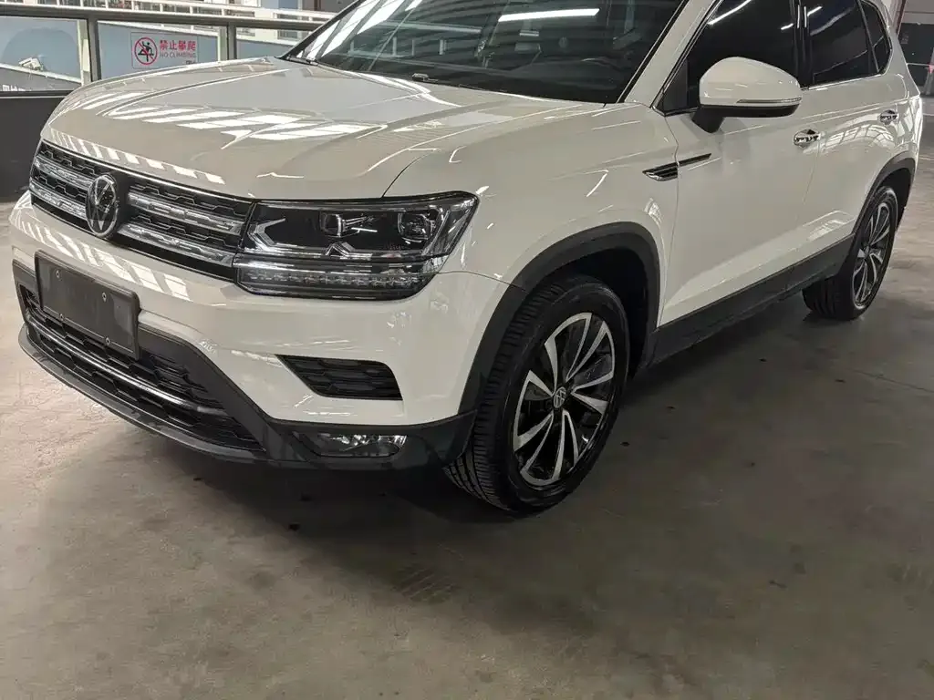 Volkswagen Tharu 2022 из CN, фото 1