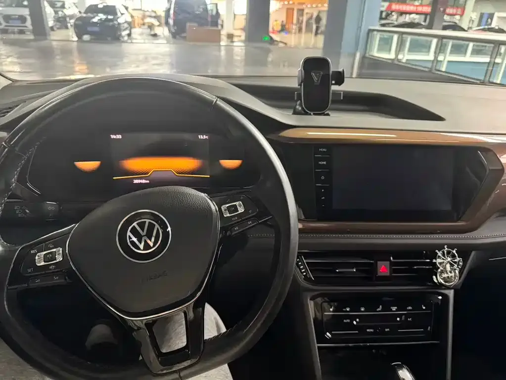 Volkswagen Tharu 2022 из CN, фото 7