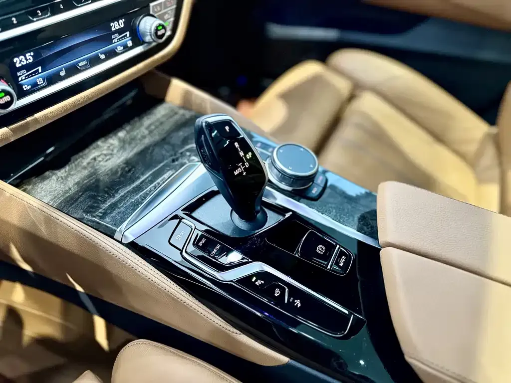 BMW 6 Series GT — фото 6