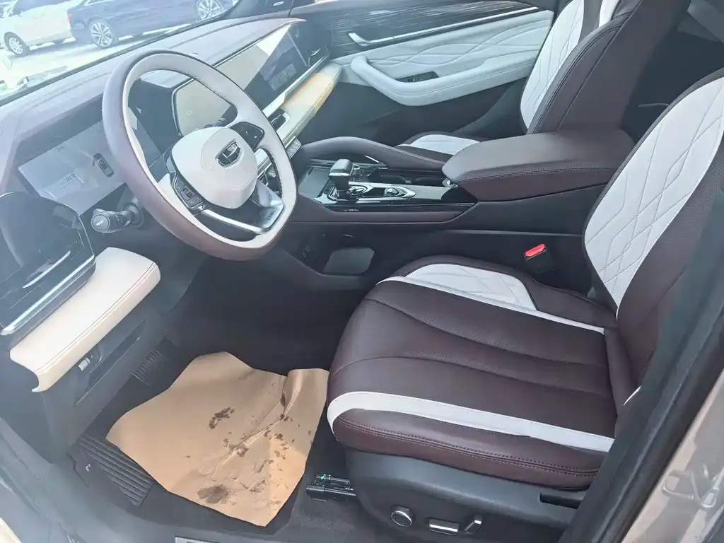 Geely Xingyue L 2023 из CN, фото 3