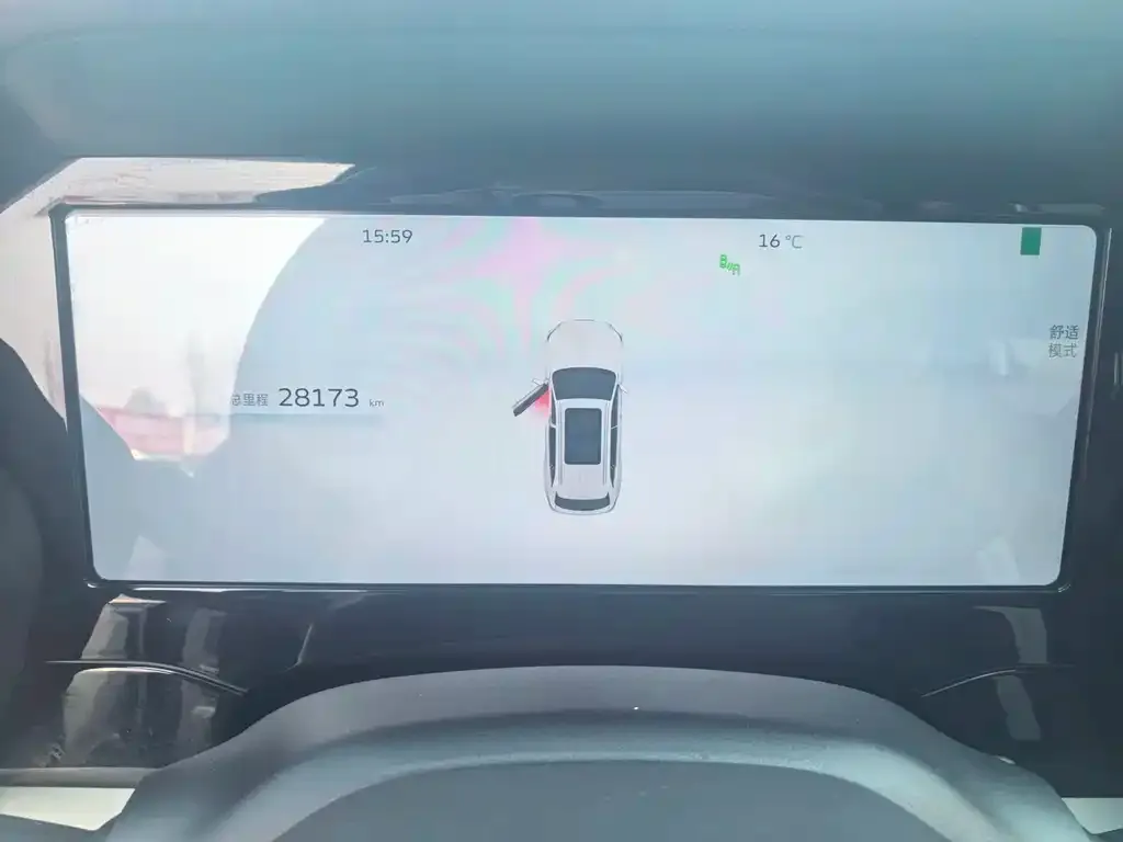 Geely Xingyue L 2023 из CN, фото 2