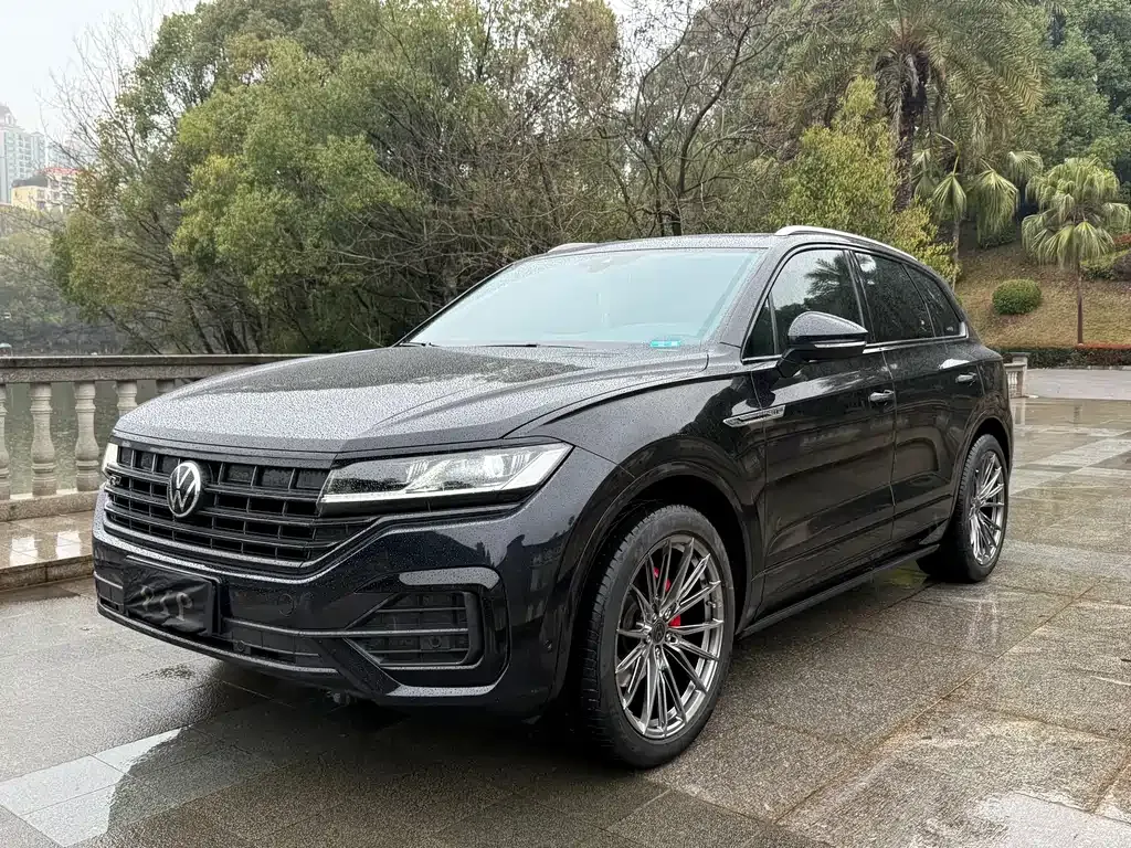 Volkswagen Touareg 2021 из CN, фото 1