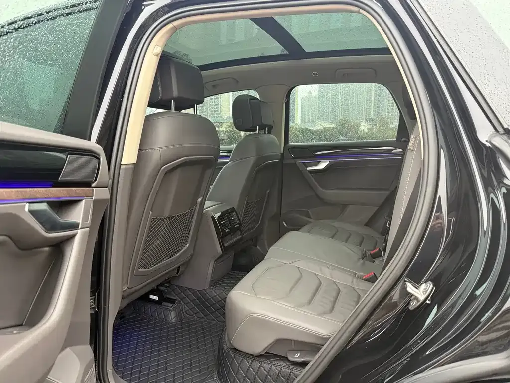 Volkswagen Touareg 2021 из CN, фото 6
