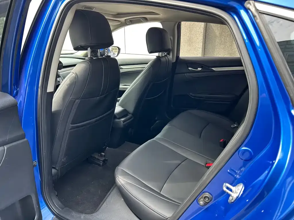 Honda Civic 2021 из CN, фото 2