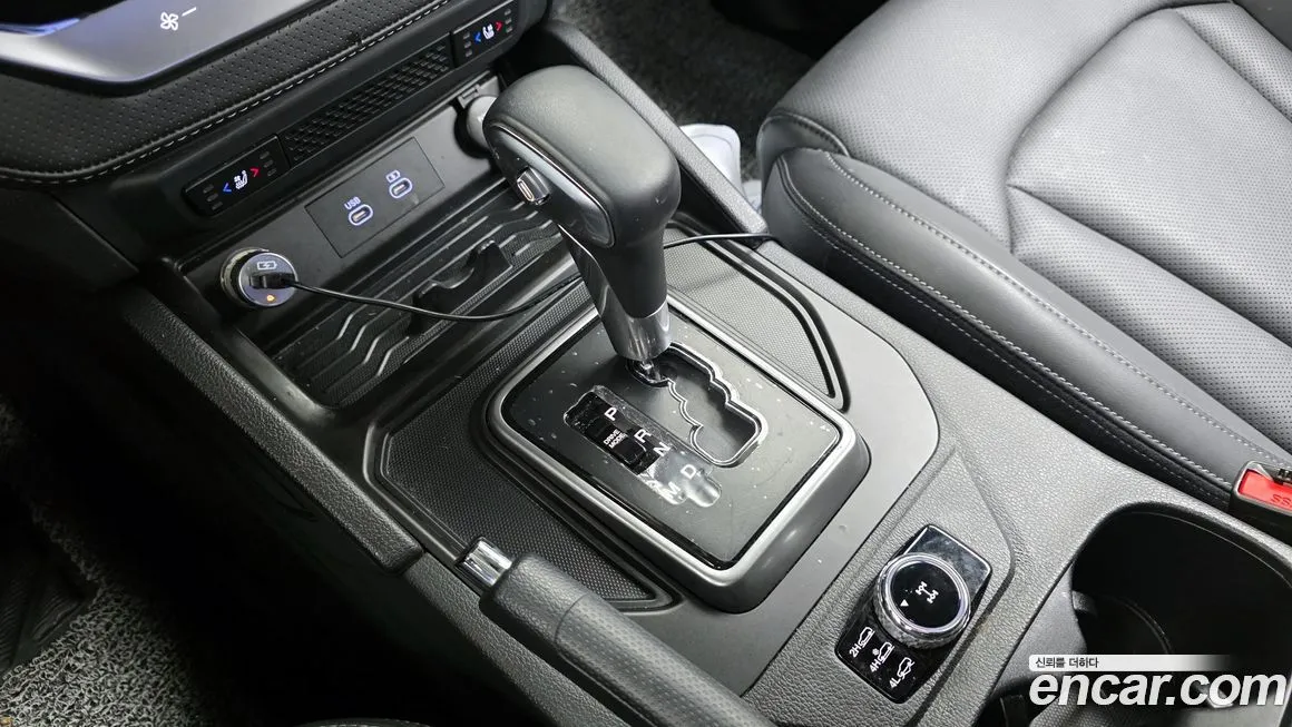 KG Mobility (Ssangyong) Rexton — фото 10