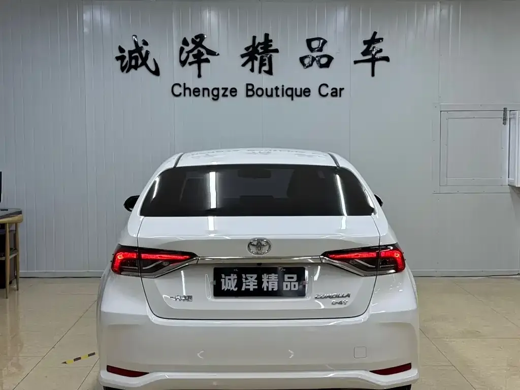Toyota Corolla 2022 из CN, фото 2