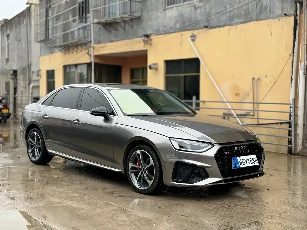 Audi A4L 2022 из CN, фото 7