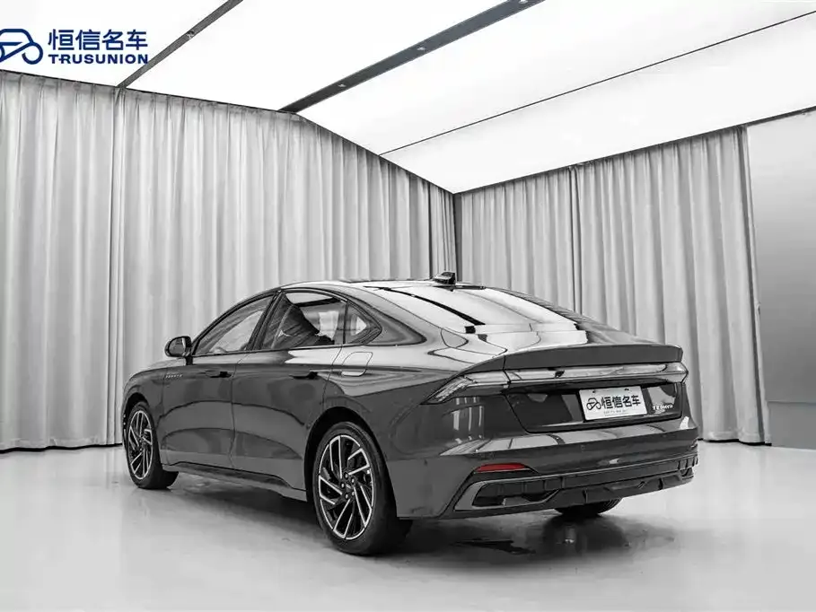 Lincoln Z 2023 из CN, фото 5