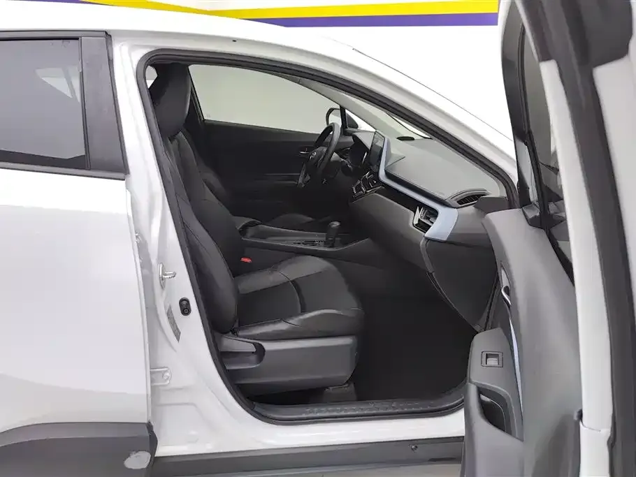 Toyota IZOA 2022 из CN, фото 4