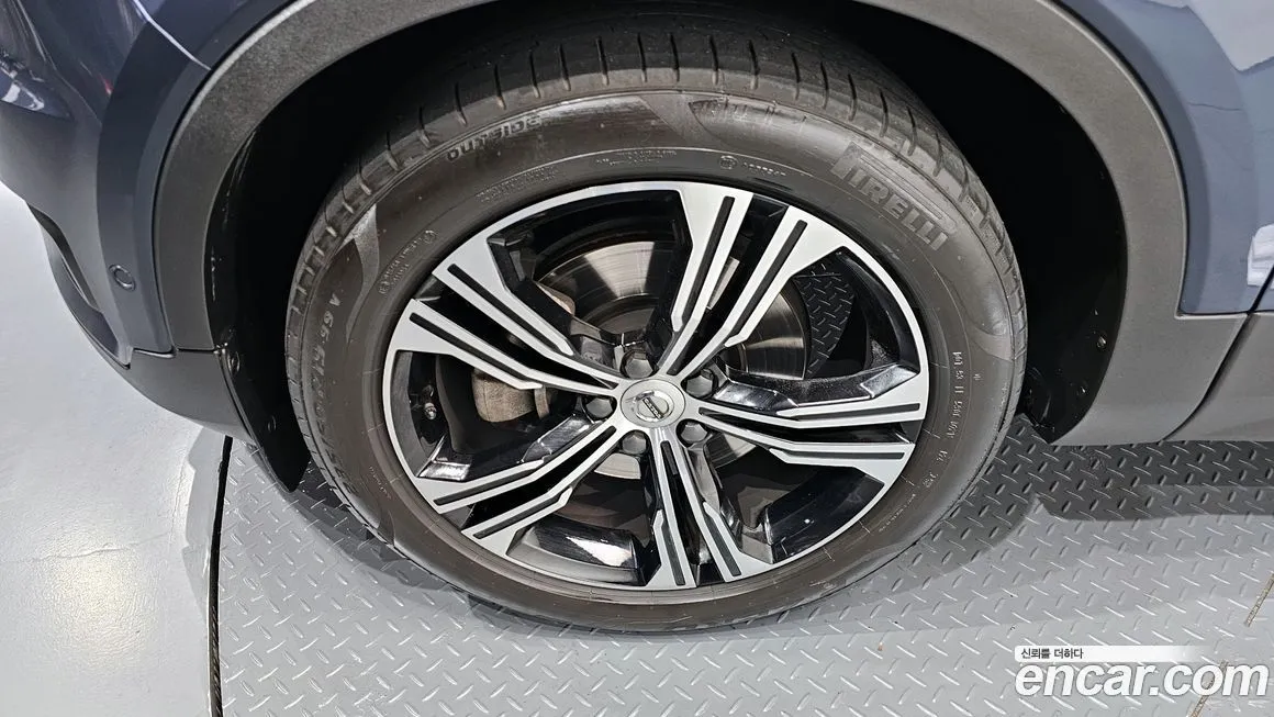 Volvo XC40 2022 из KR, фото 7