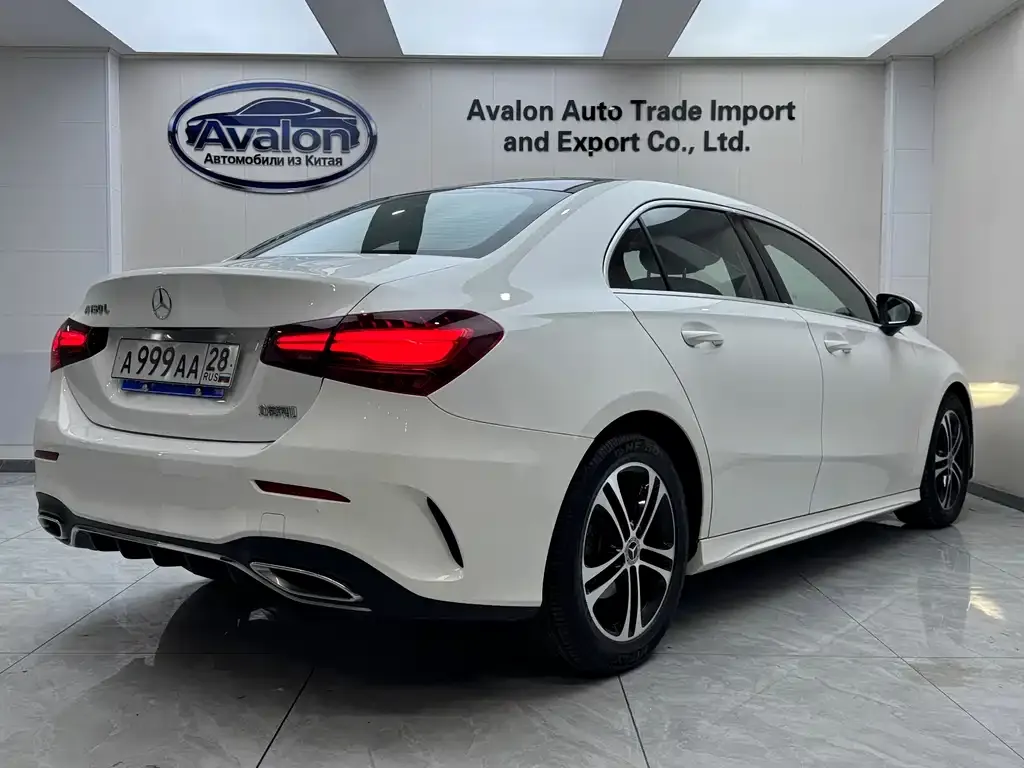 Mercedes-Benz A-Class 2023 из CN, фото 2
