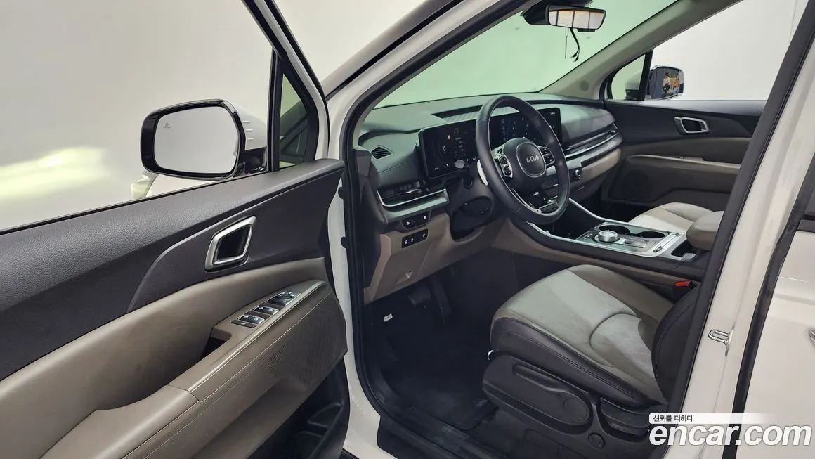 Kia Carnival — фото 2