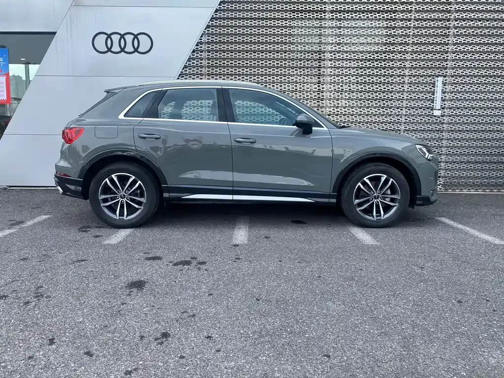 Audi Q3 — фото 3