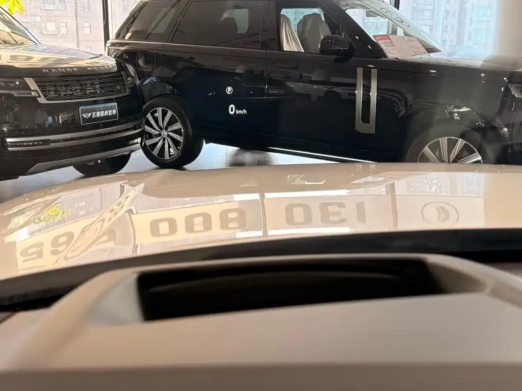 Land Rover Range Rover 2024 из CN, фото 8