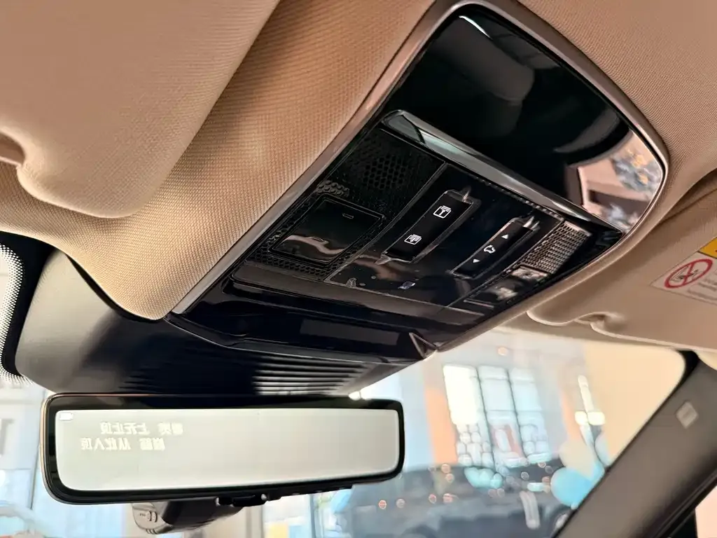 Land Rover Range Rover 2024 из CN, фото 4