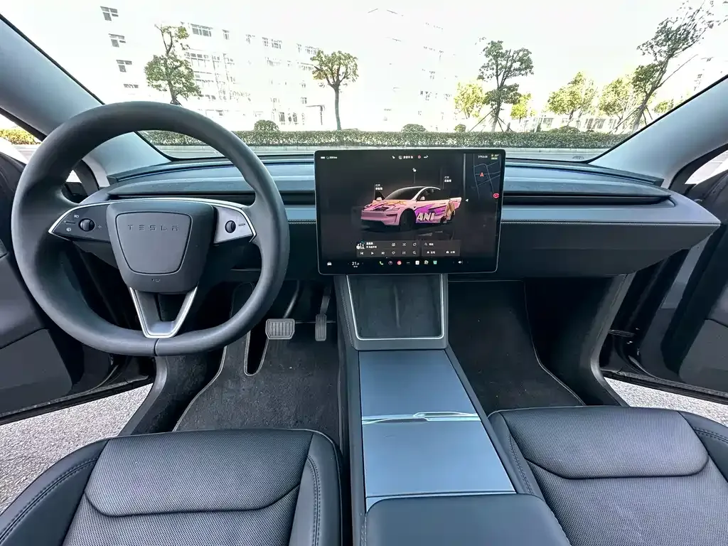Tesla Model Y — фото 7