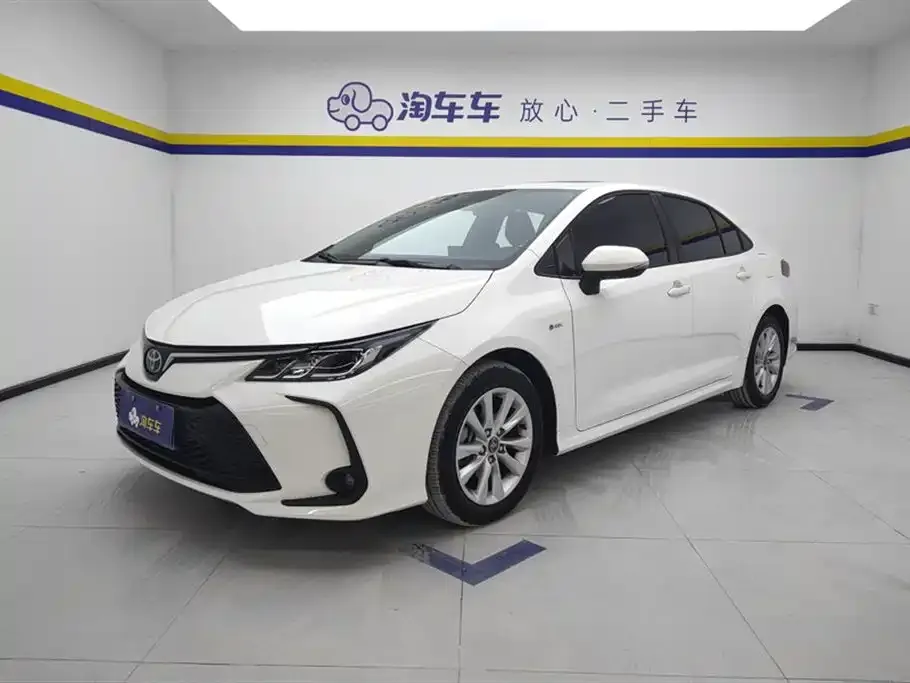 Toyota Corolla 2024 из CN, фото 1