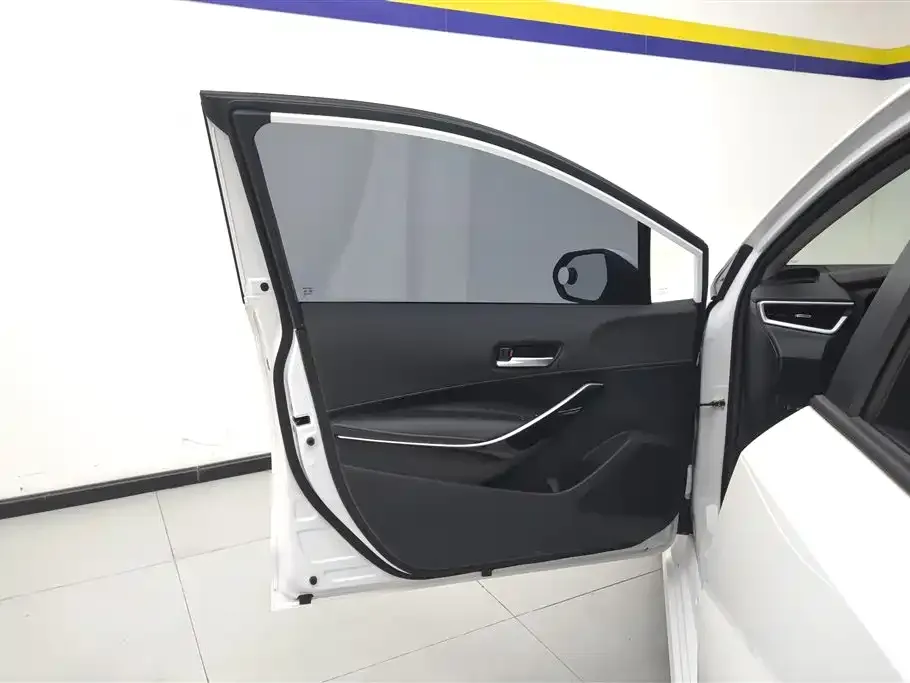 Toyota Corolla 2024 из CN, фото 3