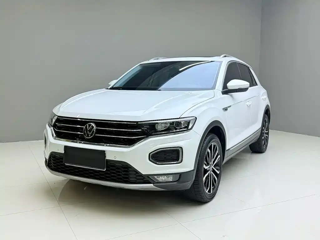 Volkswagen T-Roc — фото 1