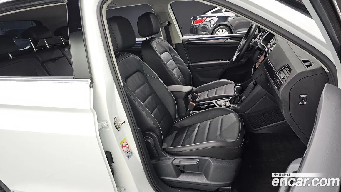 Volkswagen Tiguan 2023 из KR, фото 8