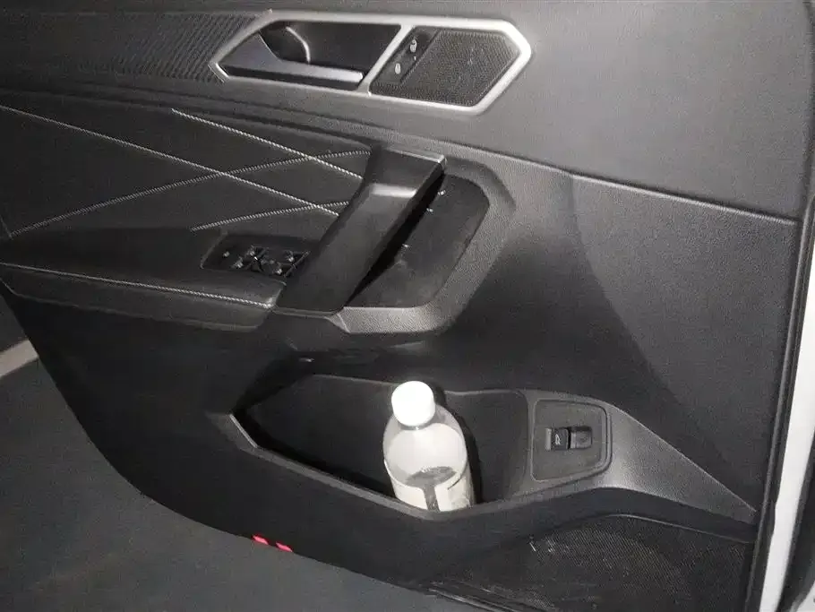 Volkswagen Tiguan L 2024 из CN, фото 10