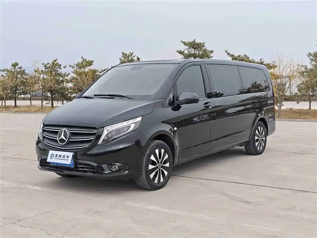Mercedes-Benz Vito — фото 1