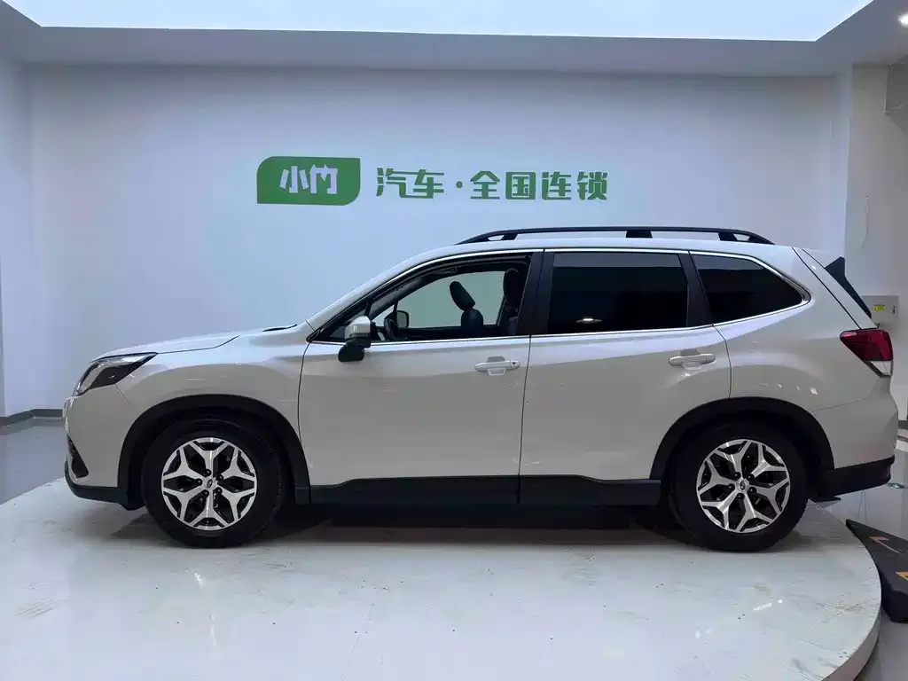 Subaru Forester — фото 2