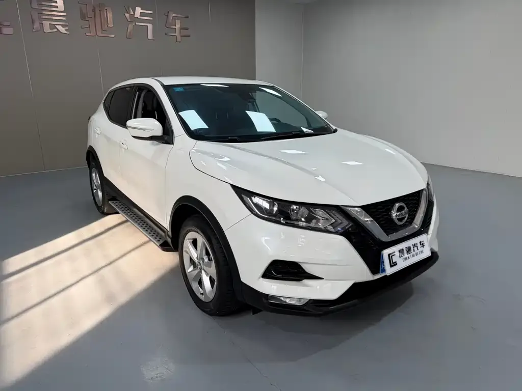Nissan Qashqai — фото 3