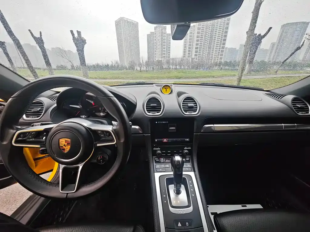 Porsche 718 2022 из CN, фото 3