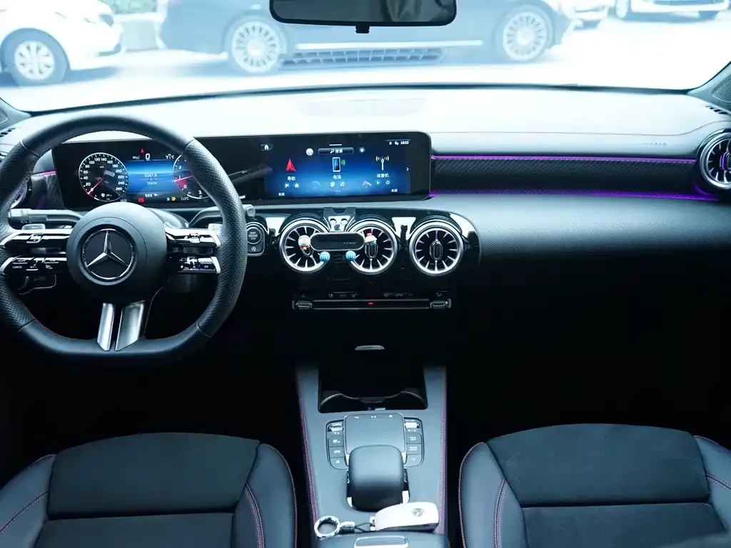 Mercedes-Benz A-Class — фото 3
