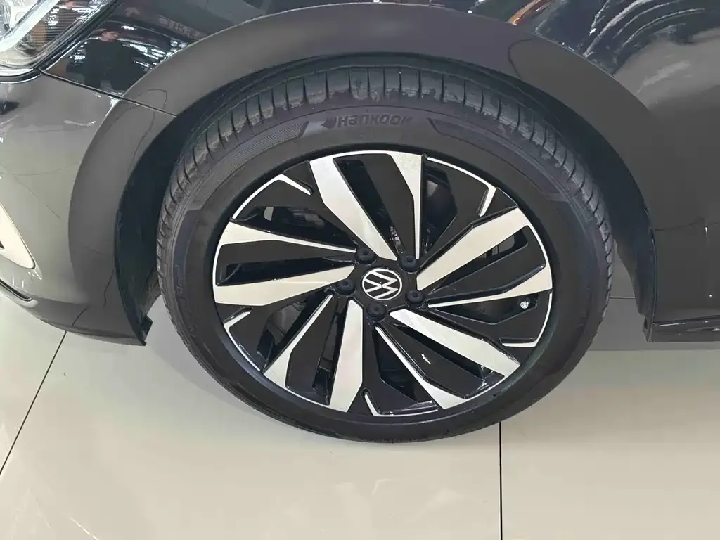 Volkswagen Passat — фото 2