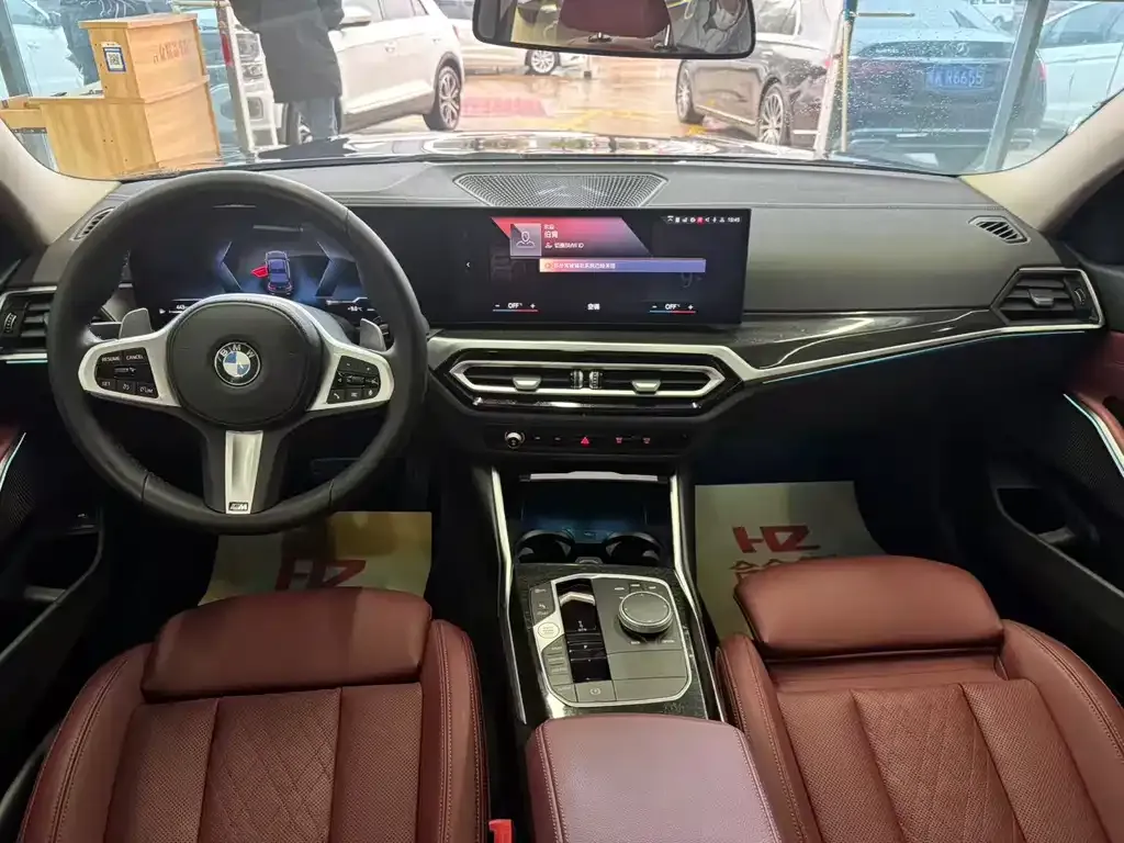 BMW 3 Series 2023 из CN, фото 6