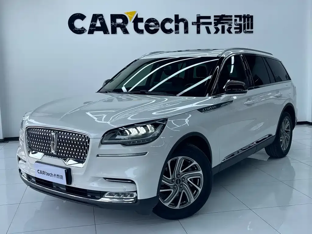 Lincoln Aviator 2021 из CN, фото 1