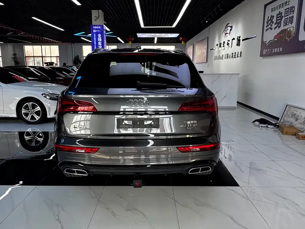 Audi Q5L 2021 из CN, фото 2