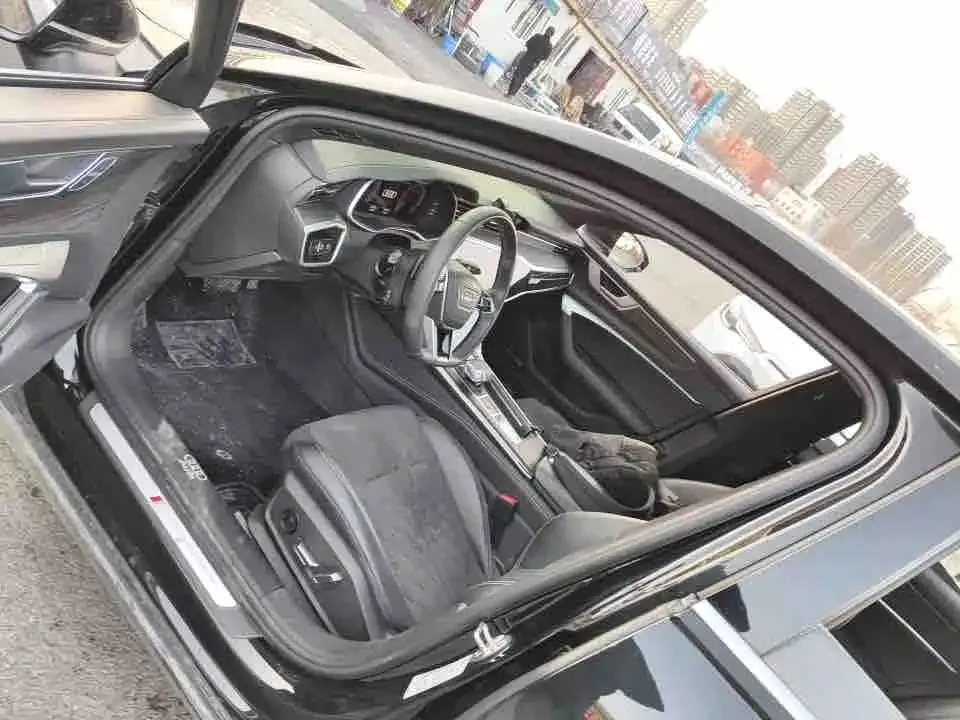 Audi A6L 2024 из CN, фото 3