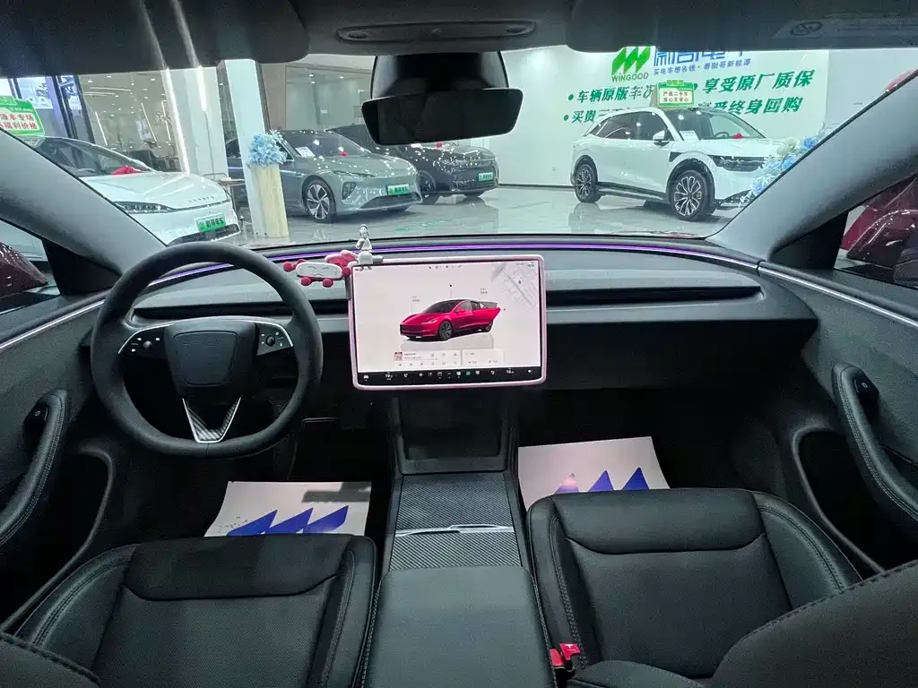 Tesla Model 3 — фото 4