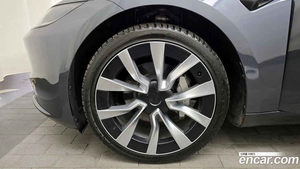 Tesla Model 3 — фото 9