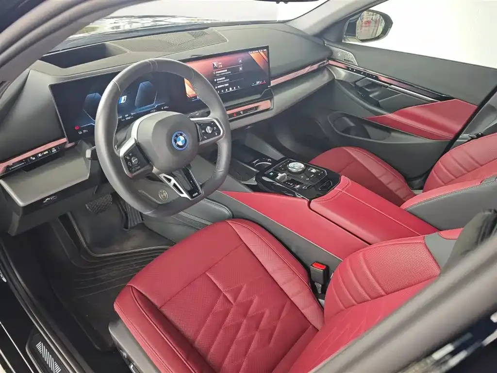 BMW i5 2025 из CN, фото 4