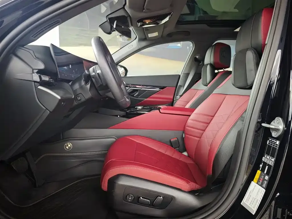 BMW i5 2025 из CN, фото 3