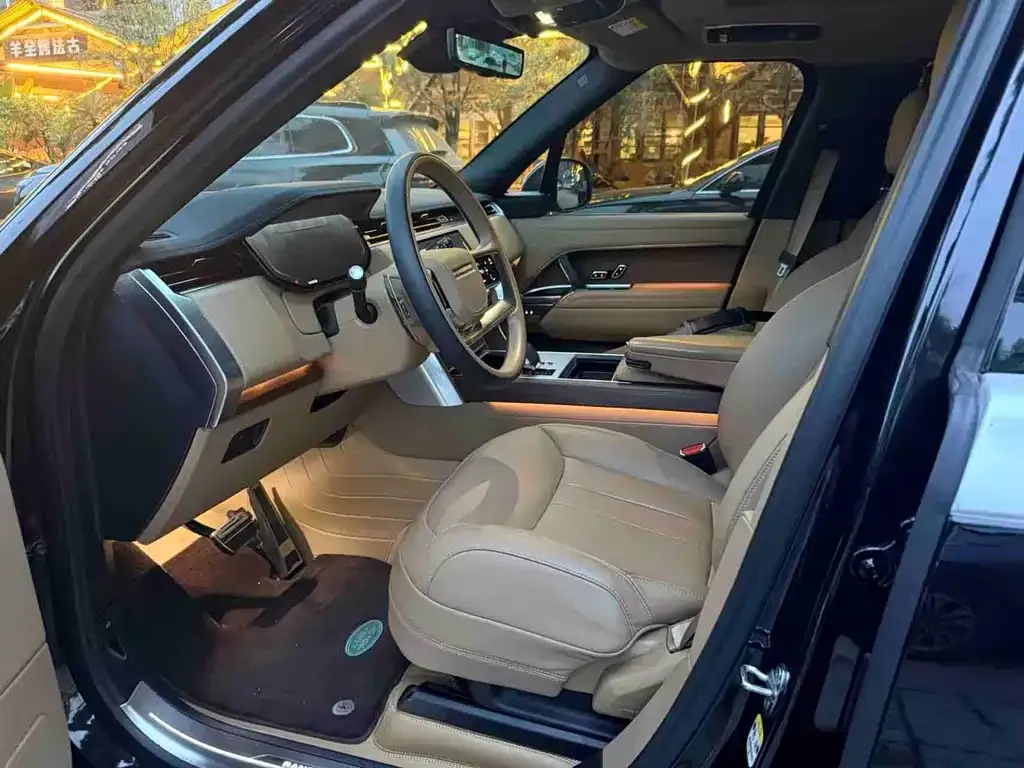 Land Rover Range Rover 2024 из CN, фото 2