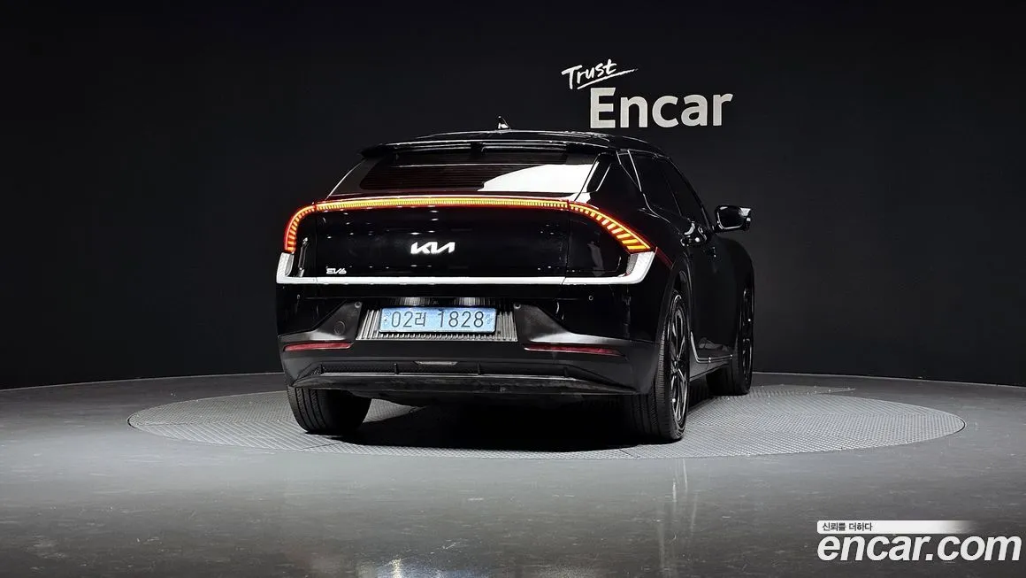 Kia EV6 — фото 7