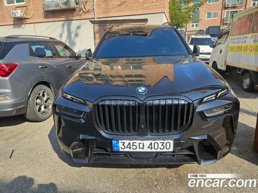 BMW X7