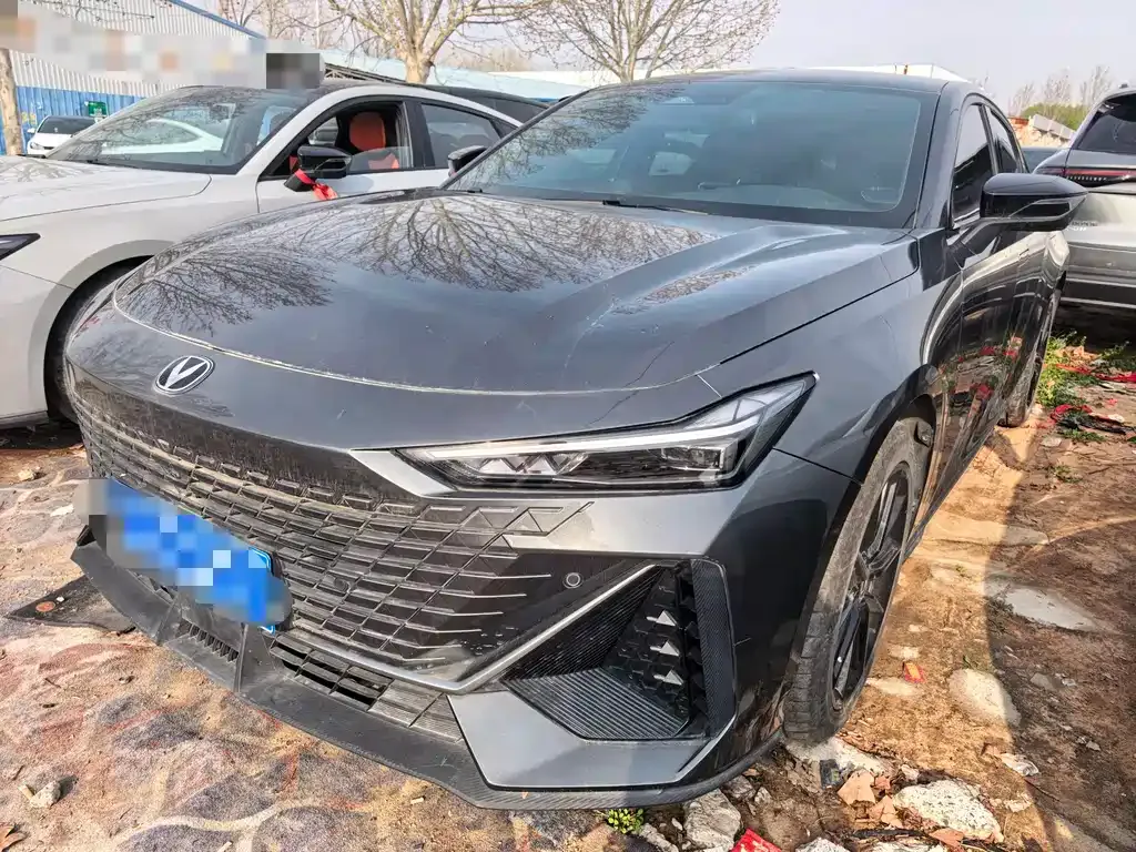 Changan UNI-V