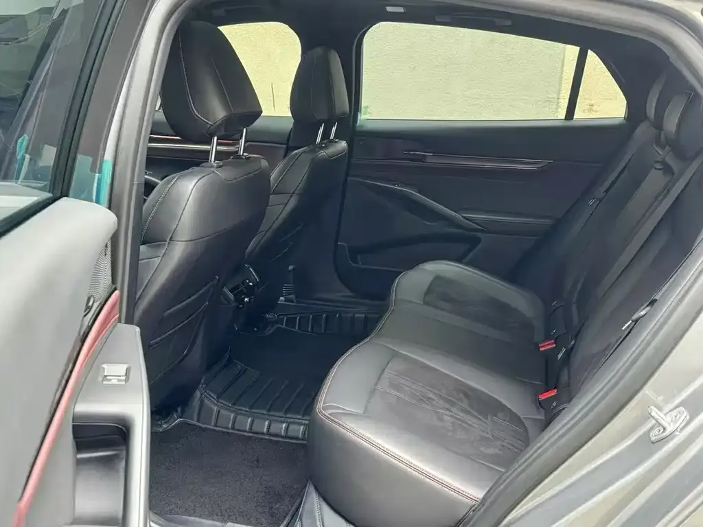 Ford Mondeo 2022 из CN, фото 2