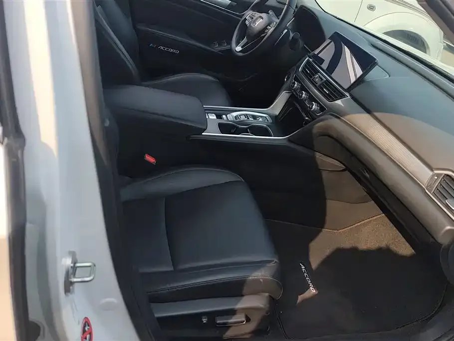 Honda Accord 2023 из CN, фото 4