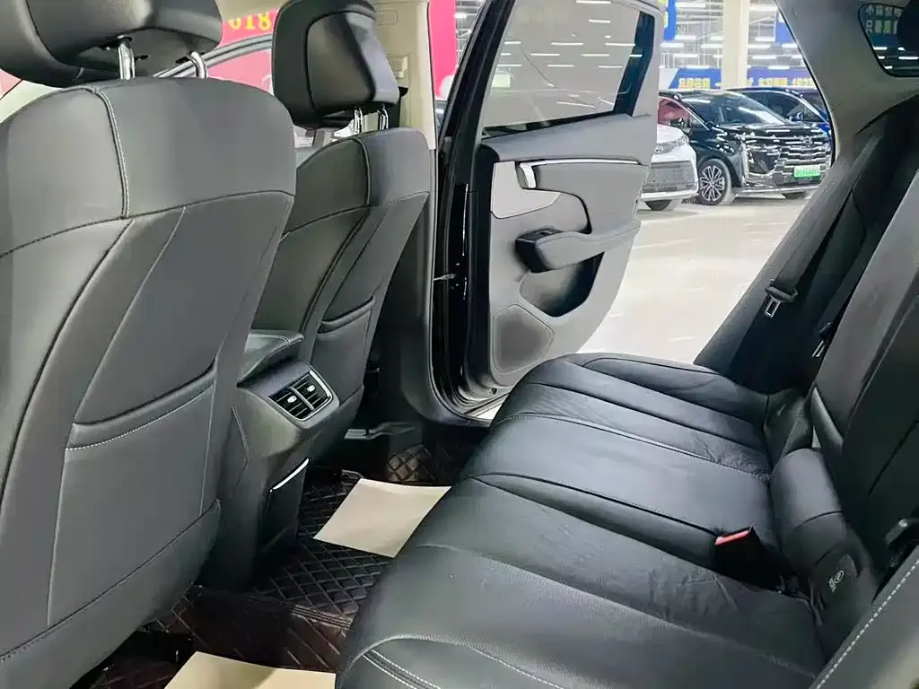 Buick LaCrosse 2024 из CN, фото 2