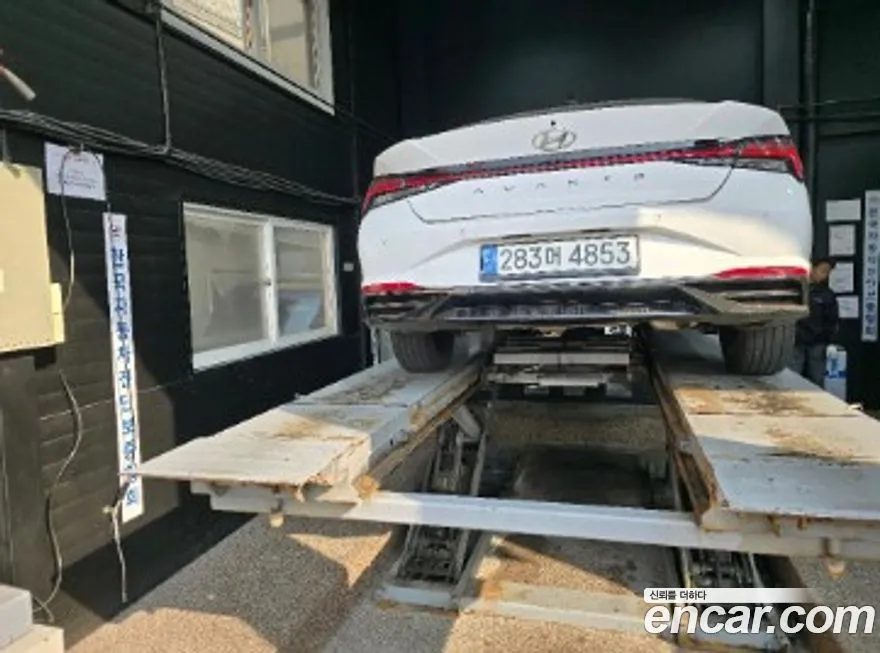 Hyundai AVANTE — фото 2