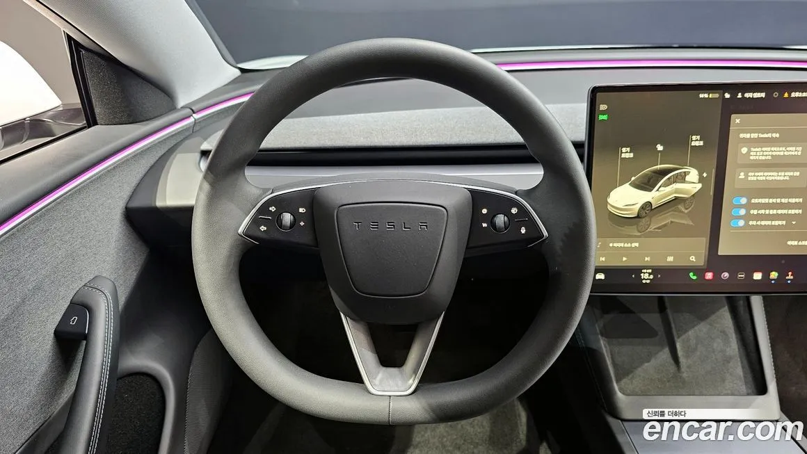Tesla Model 3 — фото 10