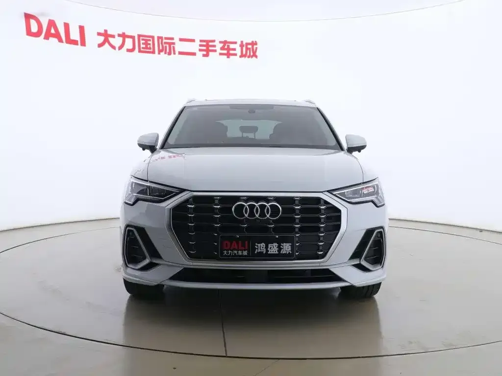 Audi Q3 2023 из CN, фото 5